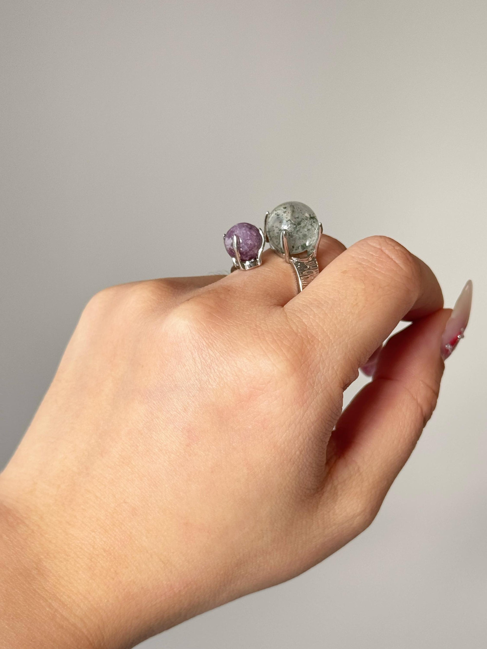 - Amethyst
- Green Ghost Phantom Quartz
