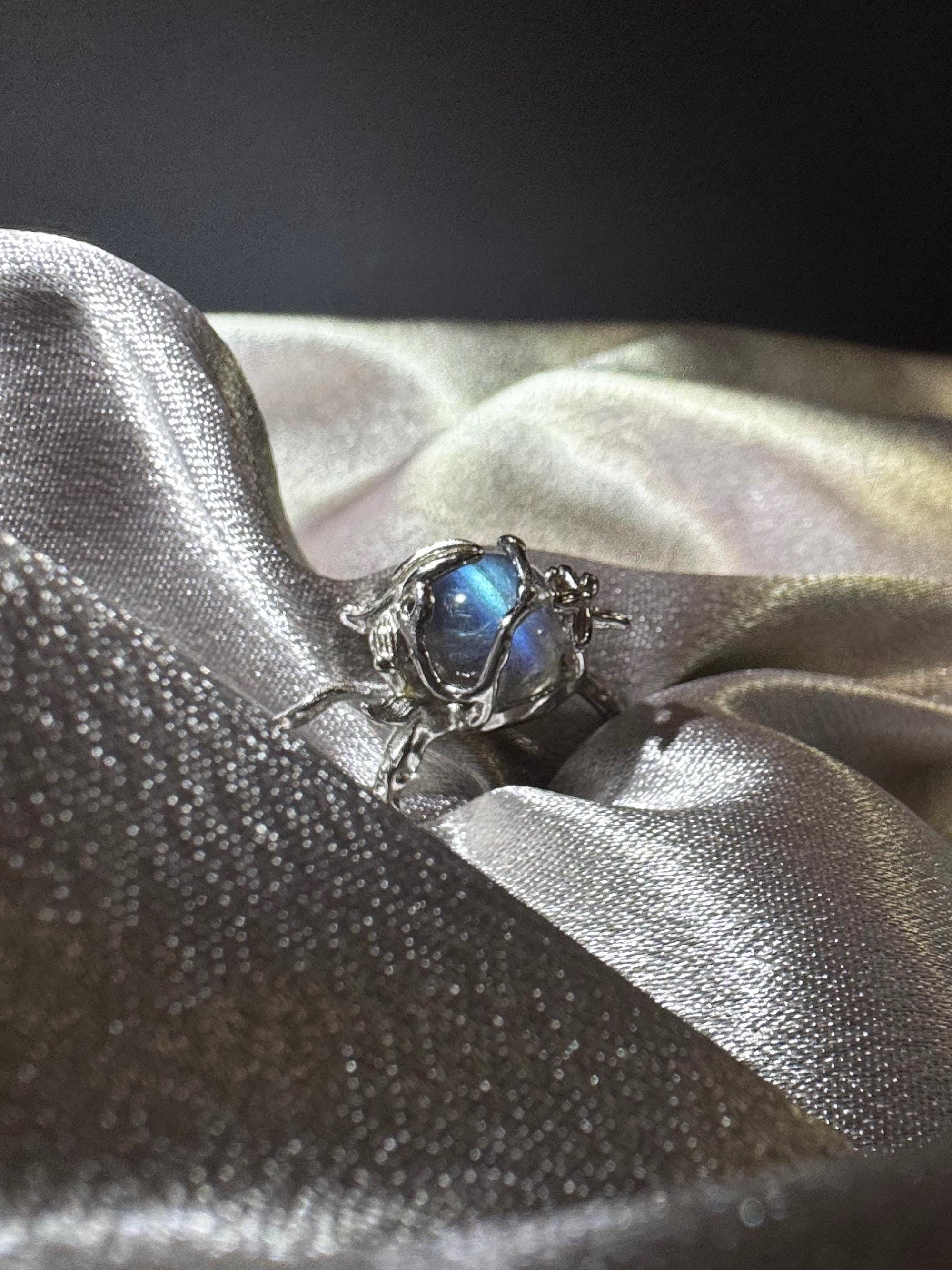 Calm in Motion, anxiety Relief Ring