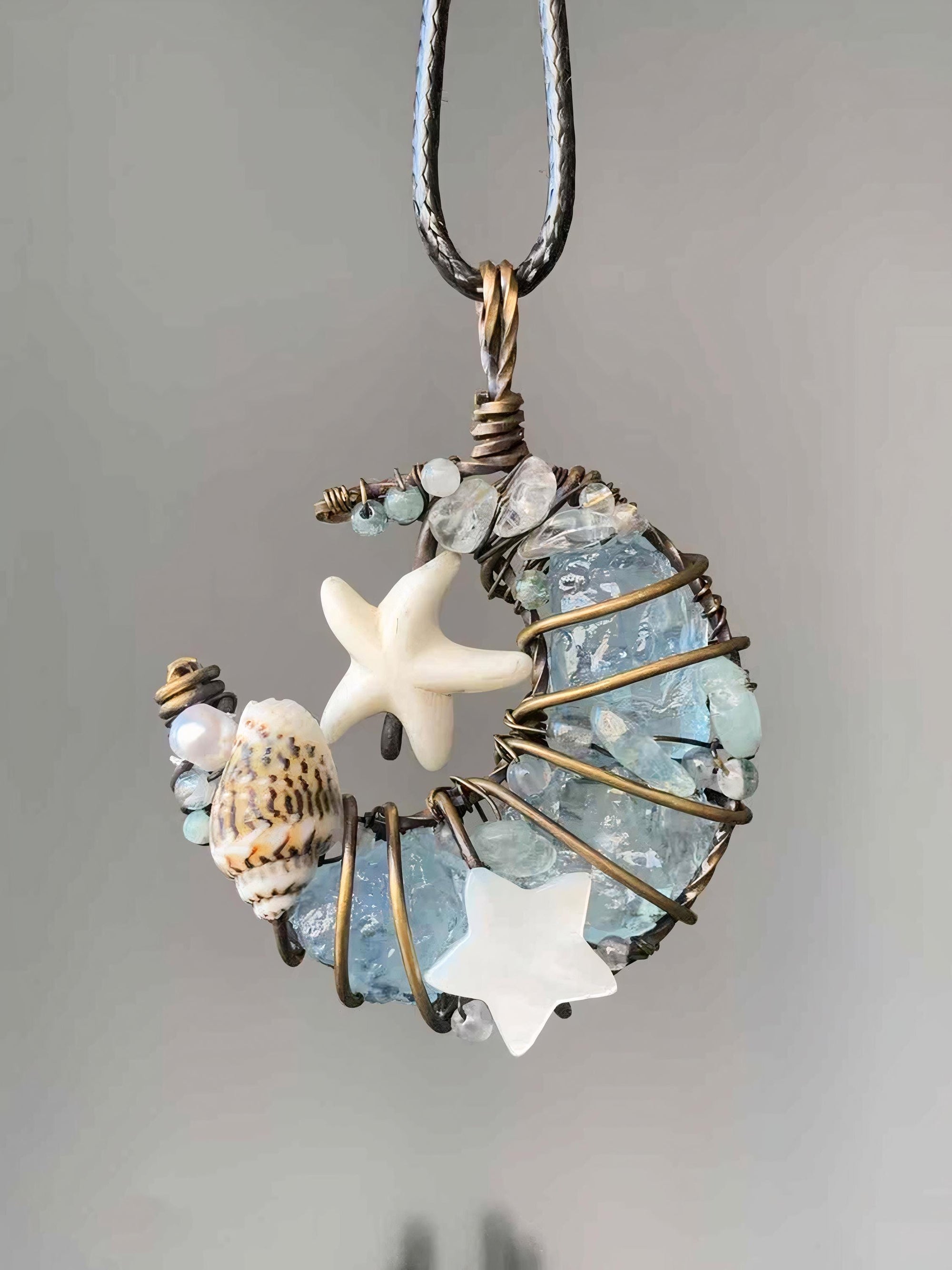 Beach Style with wire wrapped aquamarine necklace